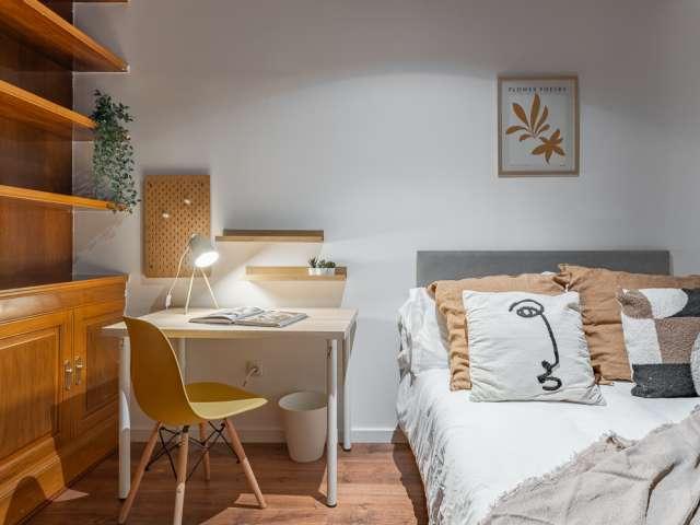 Habitación en piso compartido de 10 habitaciones en Justicia, Madrid