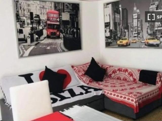 Habitación en piso compartido de 1 dormitorio en alquiler en La Prosperitat