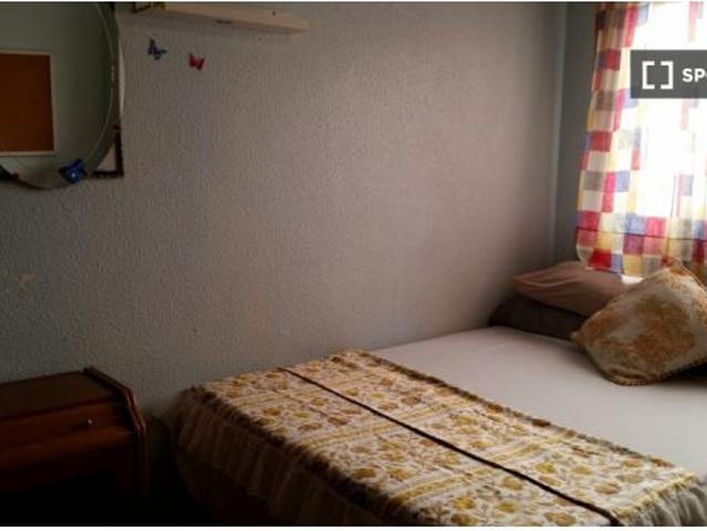 Habitación en piso compartido de 1 dormitorio en alquiler en Murcia