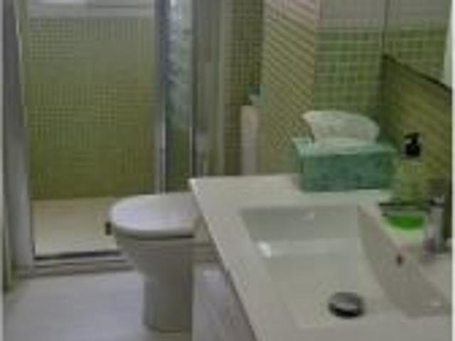 Habitación en piso compartido de 1 dormitorio en alquiler en Numancia, con todos los gastos incluido