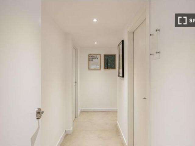 Habitación en piso compartido de 1 dormitorio en alquiler en Sant Gervasi Galvany