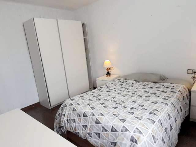 Habitación en piso compartido de 1 dormitorio en alquiler en Sant Martí