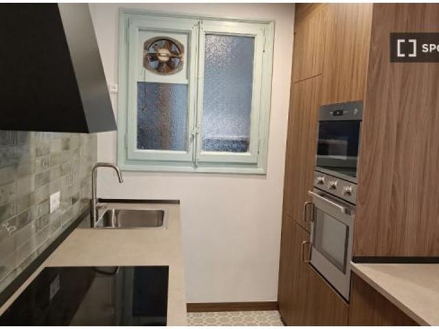 Habitación en piso compartido de 1 dormitorio en alquiler en Vila de Gràcia
