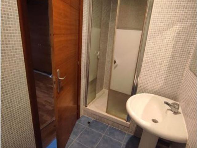 Habitación en piso compartido de 2 dormitorios en Sol, Madrid