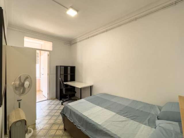 Habitación en piso compartido de 2 habitaciones en alquiler en El Poble Sec
