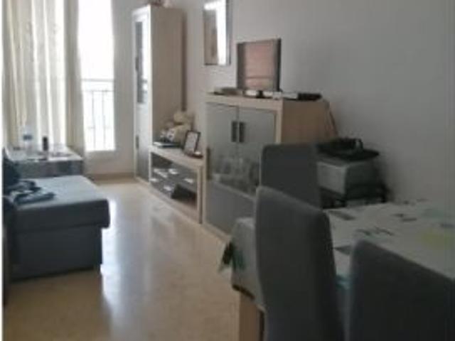 Habitación en piso compartido de 2 habitaciones en alquiler en Paterna, gastos incluidos