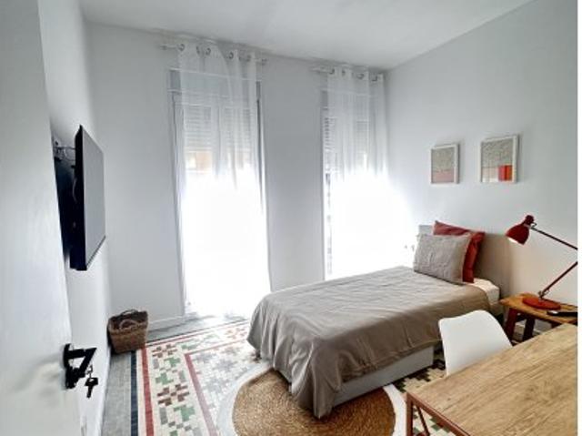 Habitación en piso compartido de 3 habitaciones en Torrefiel, Valencia