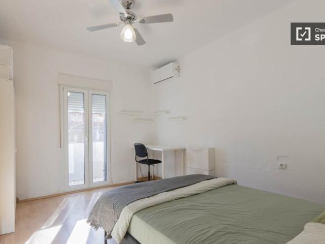 Habitación en piso compartido de 3 habitaciones en Tres Forques, Valencia