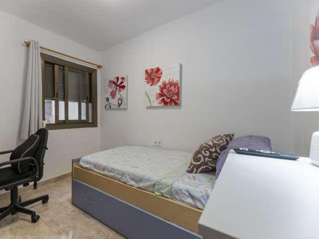 Habitación en piso compartido de 3 habitaciones en Valencia