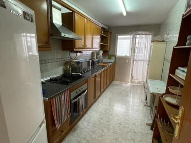 Habitación en piso compartido de 3 habitaciones en alquiler, Can Pastilla