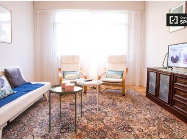 Habitación en piso compartido de 3 habitaciones en alquiler en Zurbarán, todos los gastos incluidos