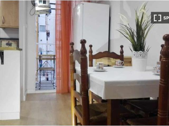 Habitación en piso compartido de 3 habitaciones en alquiler en Benimaclet, Valencia