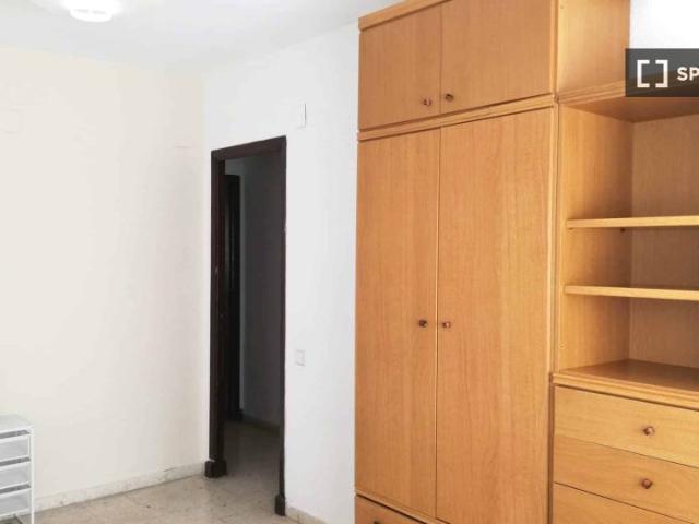 Se alquila habitación en piso compartido en Ciutat Jardí, Valencia