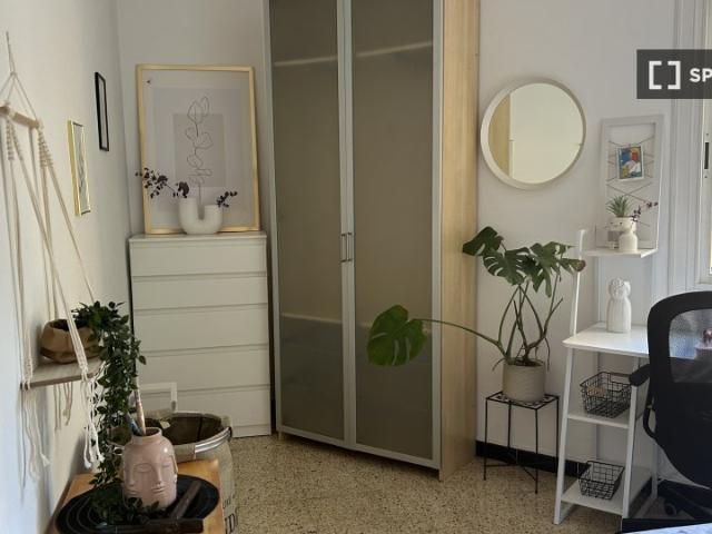 Habitación en piso compartido, El Poble Sec