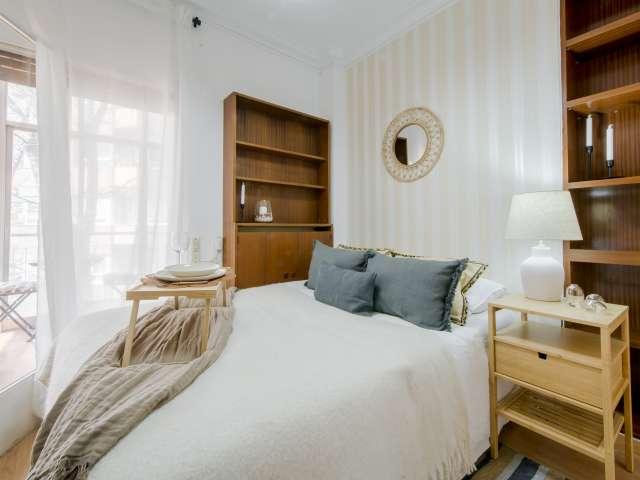 Habitación en piso compartido en Trafalgar, Madrid
