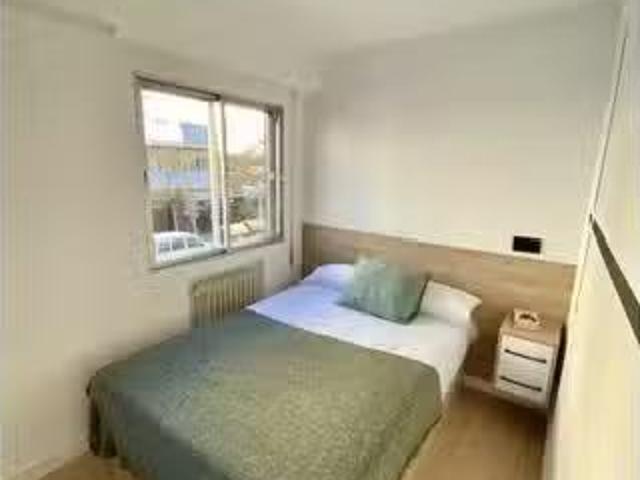 Habitación en piso compartido en Vista Alegre, Madrid