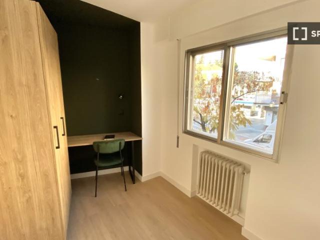 Habitación en piso compartido en Vista Alegre, Madrid