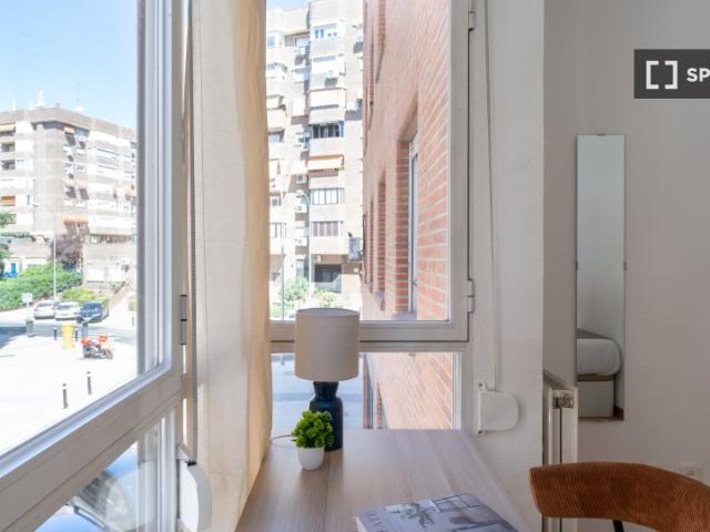 Habitación en piso compartido en Acacias, Madrid
