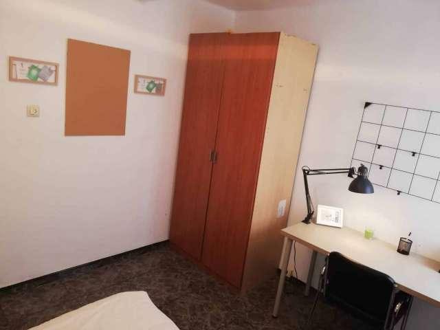 Habitación en piso compartido en Aiora, Valencia