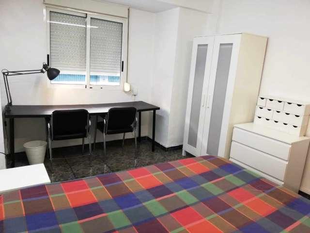 Habitación en piso compartido en Aiora, Valencia
