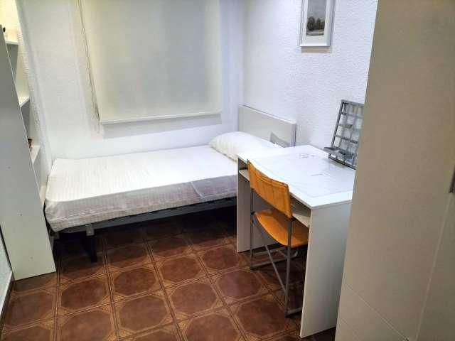 Habitación en piso compartido en Aiora, Valencia