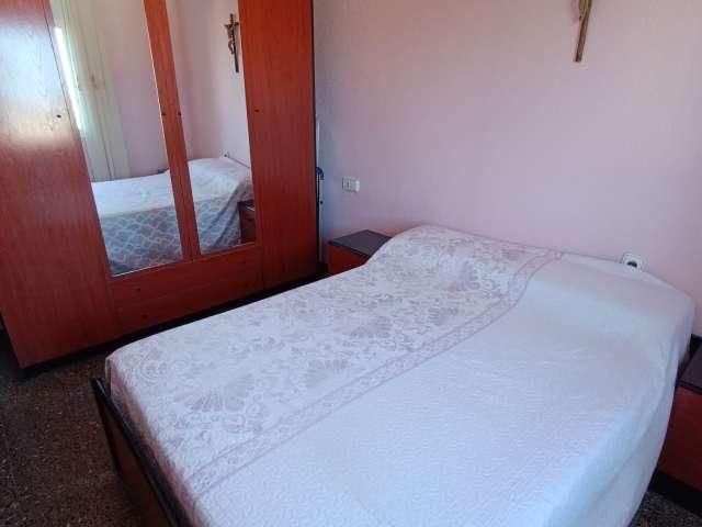 Habitación en piso compartido en Alicante Alacant
