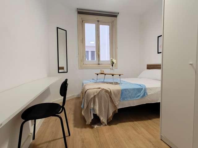 Habitación en piso compartido en alquiler, Trafalgar, Madrid