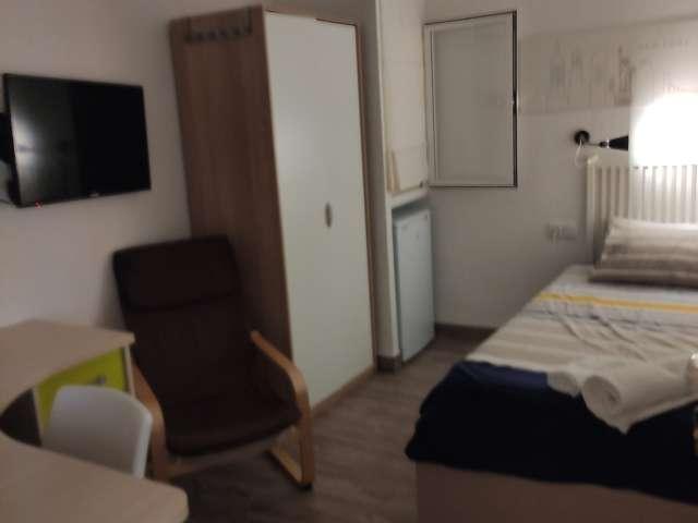 Habitación en piso compartido en alquiler, Alicante
