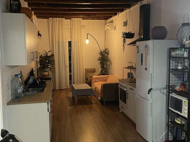 Habitación en piso compartido en alquiler, Barcelona, Eixample