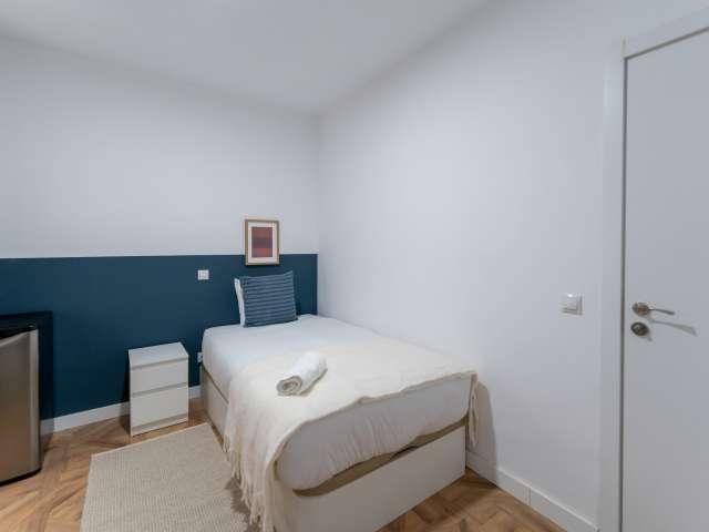 Habitación en piso compartido en alquiler, Castillejos Madrid