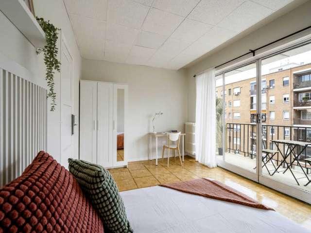 Habitación en piso compartido en alquiler, Castillejos, Madrid