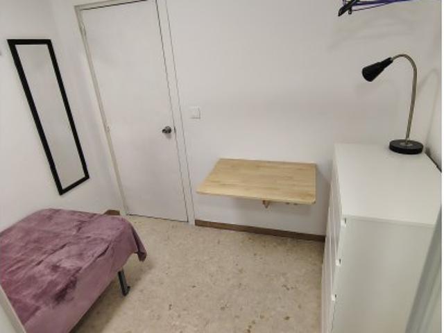 Habitación en piso compartido en alquiler, Centro Sagrario, Granada