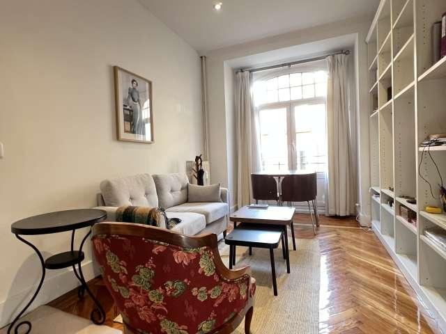 Habitación en piso compartido en alquiler, Embajadores, Madrid