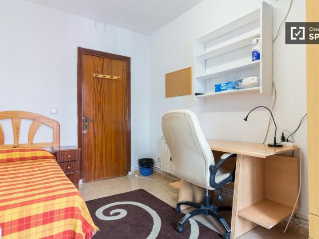 Habitación en piso compartido en alquiler en Universidad, Madrid