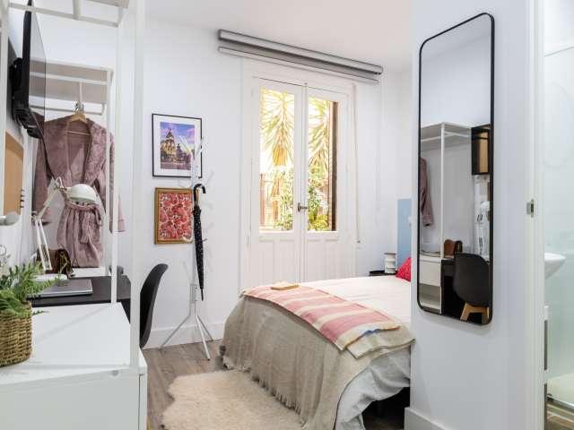 Habitación en piso compartido en alquiler en Universidad, Madrid