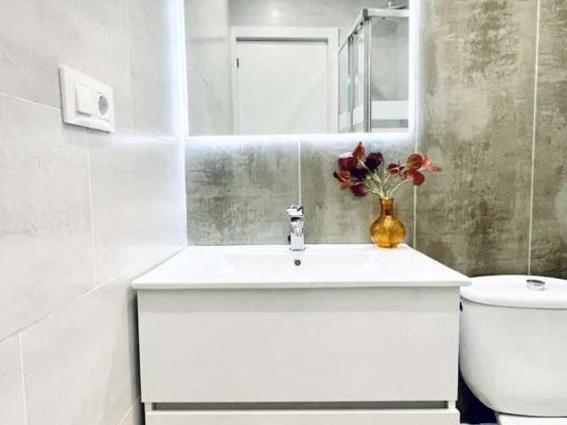 Habitación en piso compartido en alquiler en Universidad, Madrid