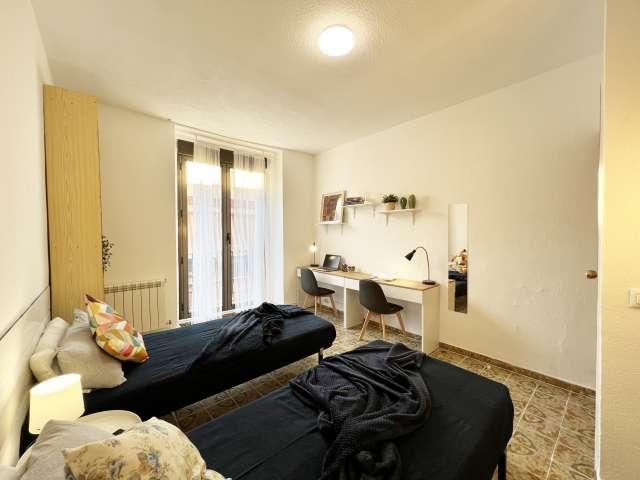 Habitación en piso compartido en alquiler en Universidad, Madrid