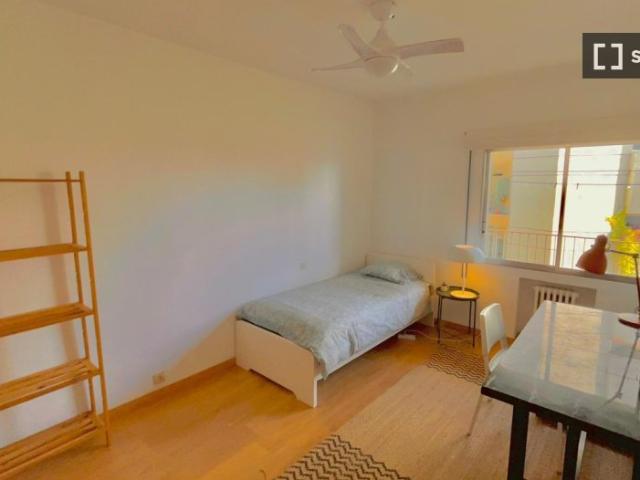 Habitación en piso compartido en alquiler en Universidad, Madrid