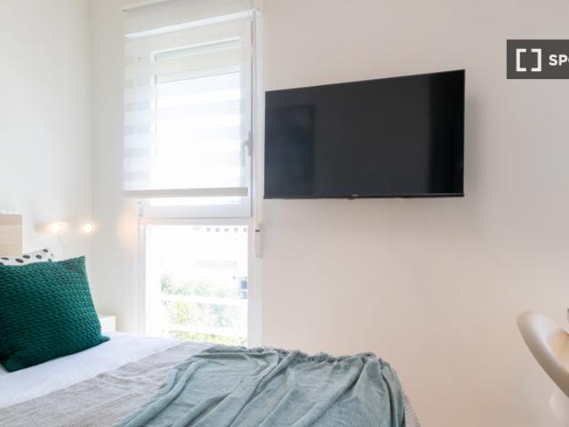 Habitación en piso compartido en alquiler en Valverde, Madrid