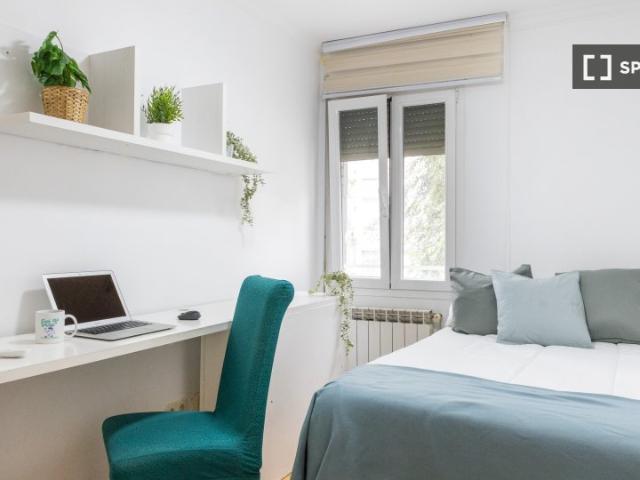 Habitación en piso compartido, Valdezarza, Madrid