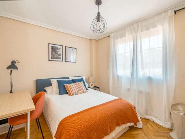 Habitación en piso compartido en alquiler en Valdezarza