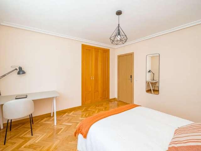 Habitación en piso compartido en alquiler en Valdezarza