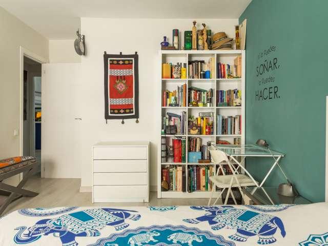 Habitación en piso compartido en alquiler en Vallehermoso