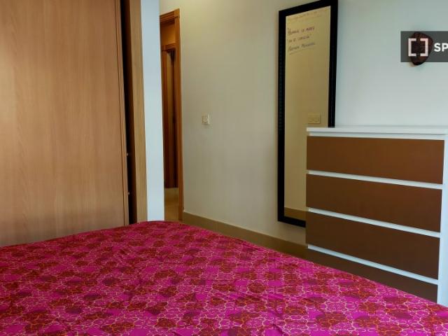Habitación en piso compartido en alquiler en Vélez Málaga