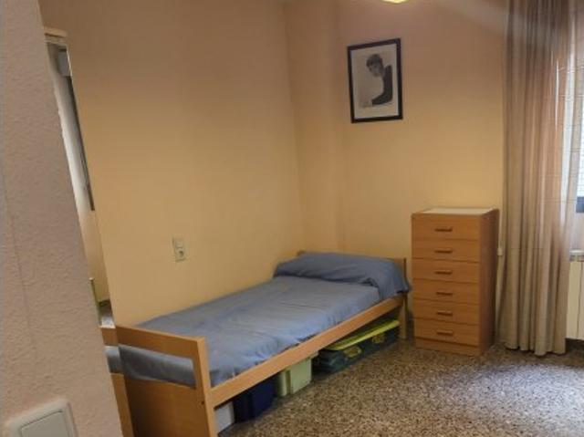 Habitación en piso compartido en alquiler en Zaragoza