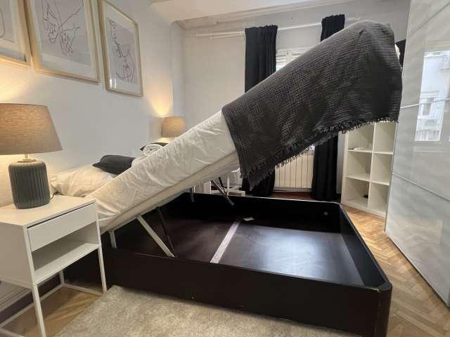 Habitación en piso compartido en alquiler en Acacias, Madrid
