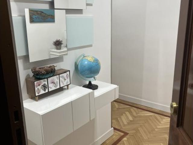 Habitación en piso compartido en alquiler en Acacias, Madrid