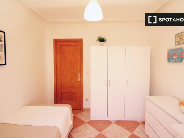 Habitación en piso compartido en alquiler en Abrantes, Madrid