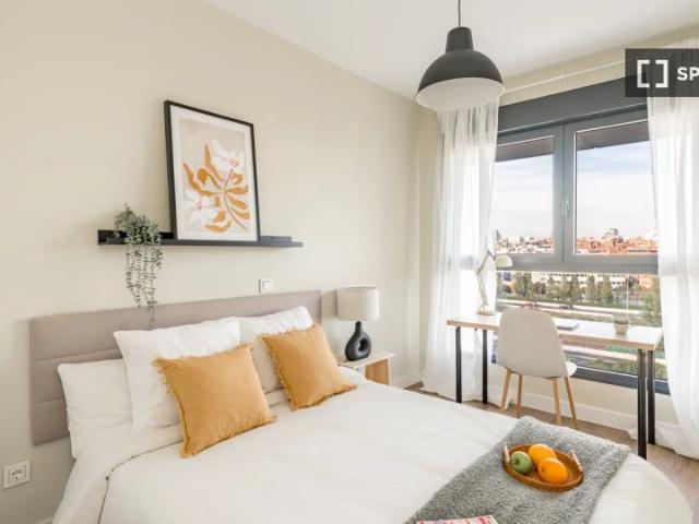 Habitación en piso compartido en alquiler en Almendrales, Madrid