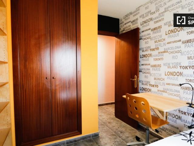 Habitación en piso compartido en alquiler en Alcalá de Henares